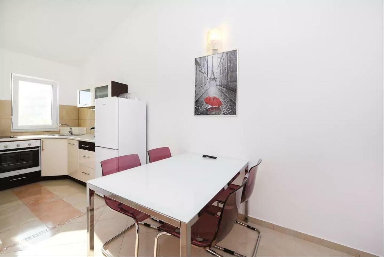 Apartments Otok 2 Trogir Exterior foto