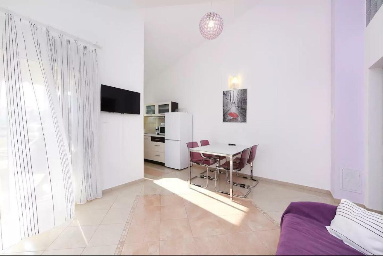 Apartments Otok 2 Trogir Exterior foto